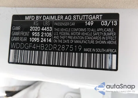 2013 Mercedes-Benz C 250 Sport z USA, uszkodzony, nr VIN WDDGF4HB2DR287519